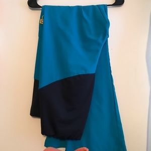 Maternity scrub pants